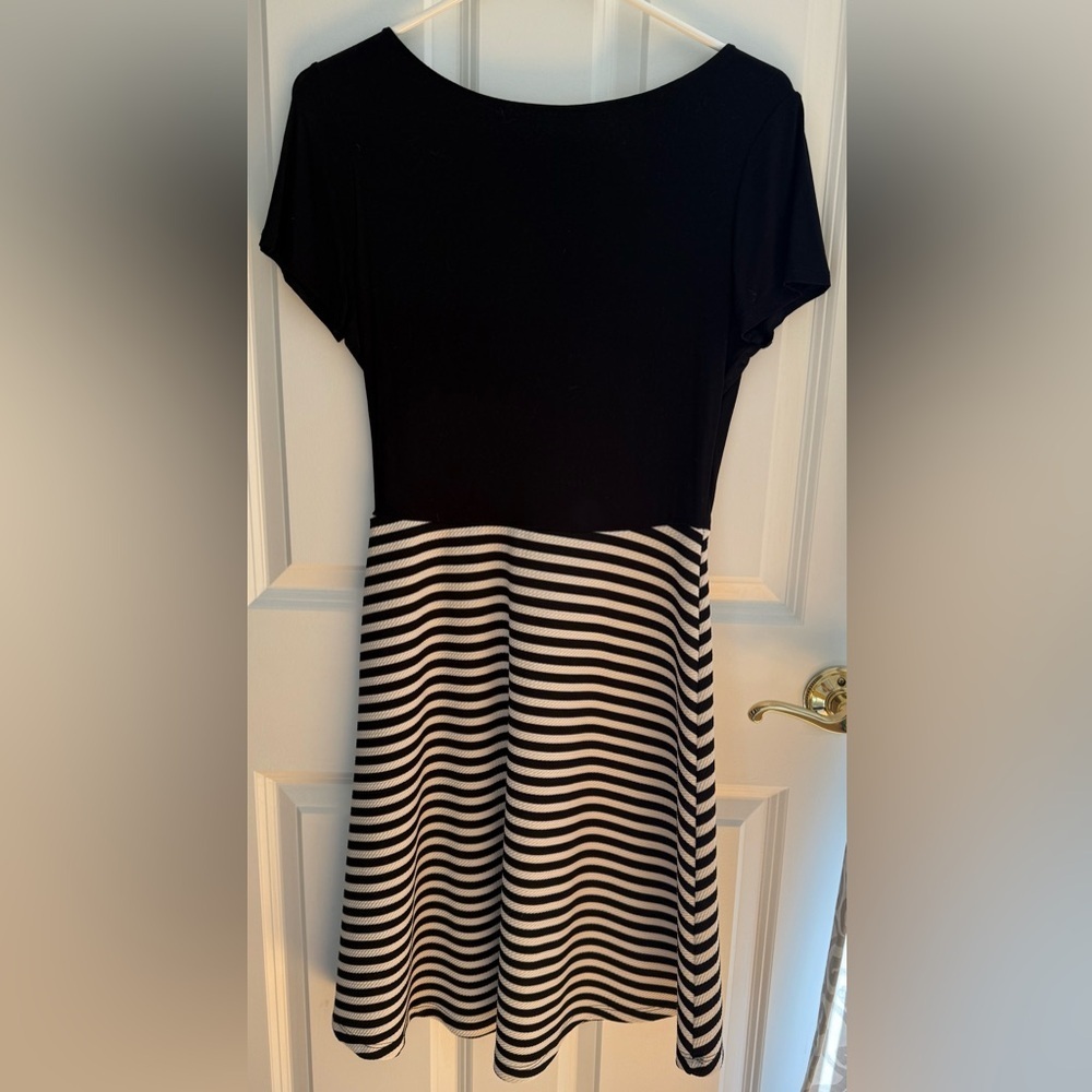 Gilli Gary 2fer Knit Dress – Size M | Office to Weekend Style - Picture 3 of 4